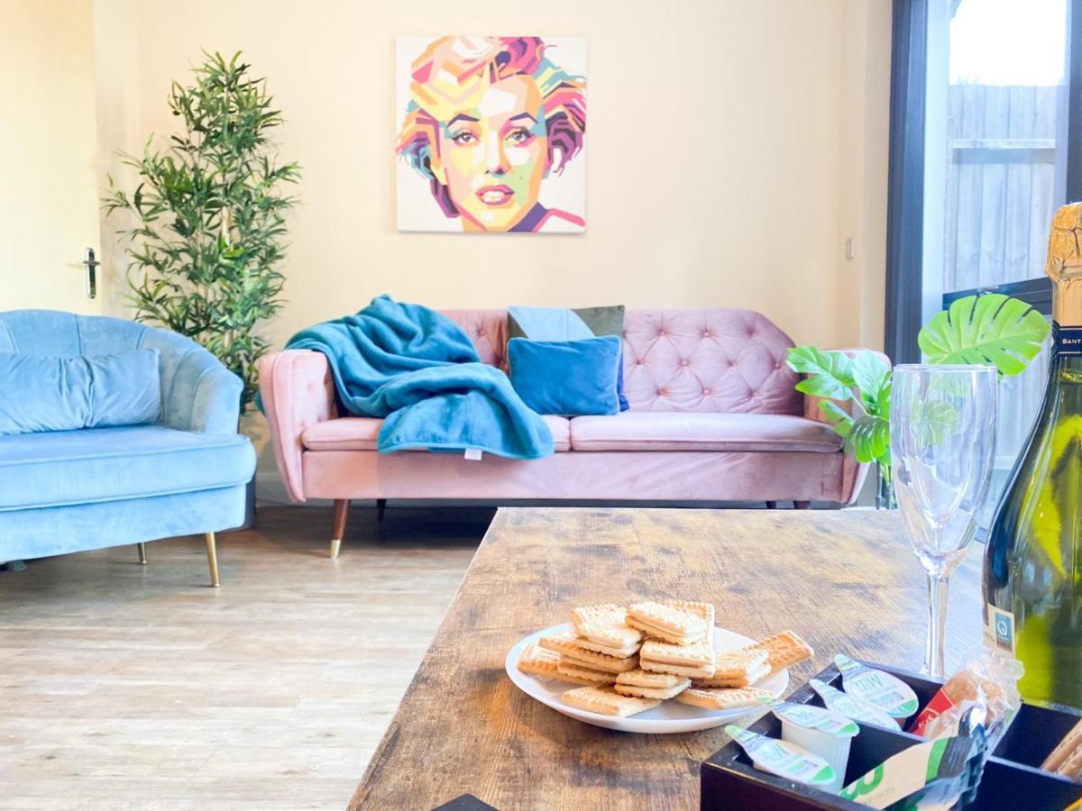 Tudors Esuites House City Centre Netflix Birmingham Ngoại thất bức ảnh